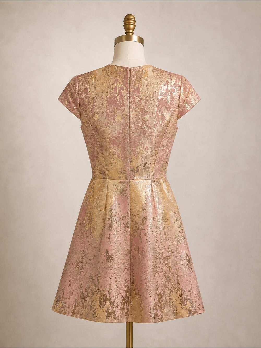 Vince Camuto NWT Metallic Pink Gold Jacquard Fit & Flare Dress Size 2 - Picture 3 of 9